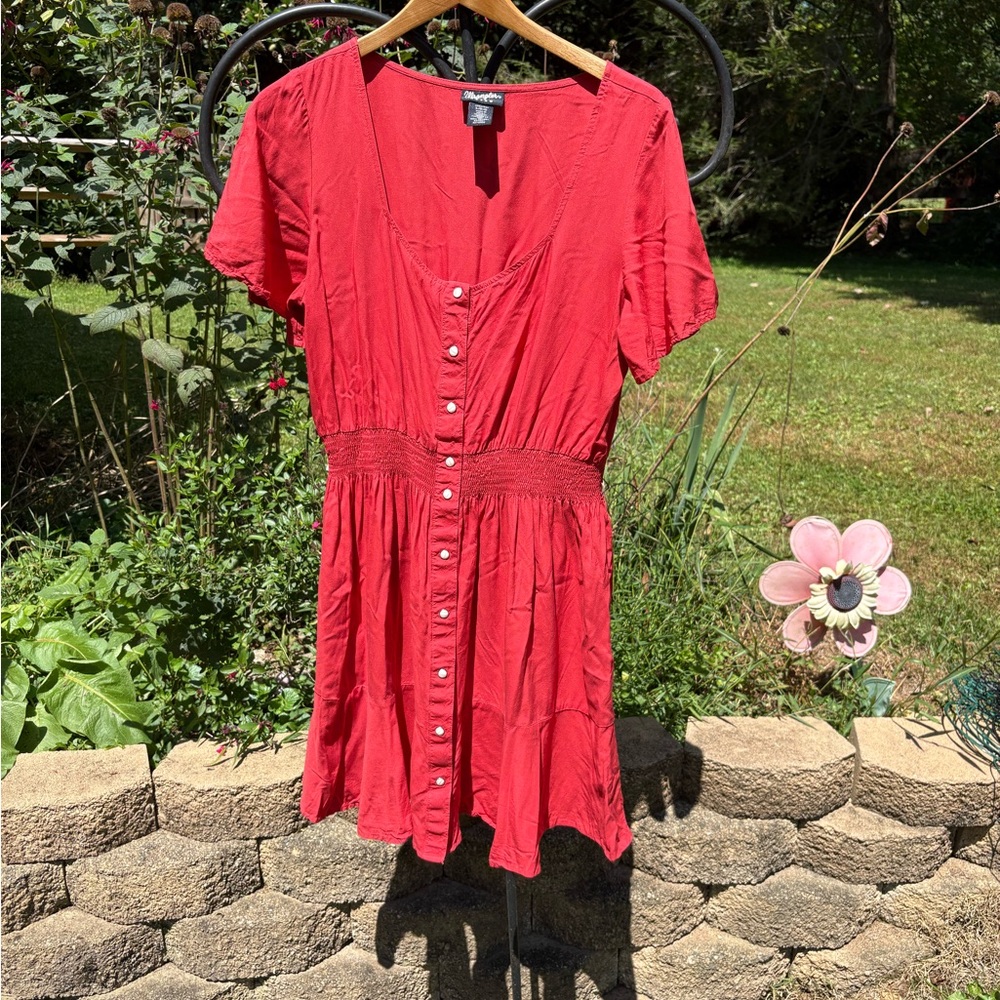 Wrangler retro women’s Red Mini Dress with pearl Button Detail size large